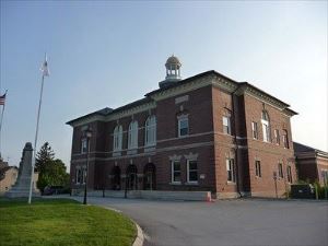 Charlton Public Library picture
